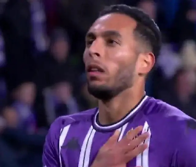 关于瓦伦西亚遭遇客场失利，战绩下滑的信息