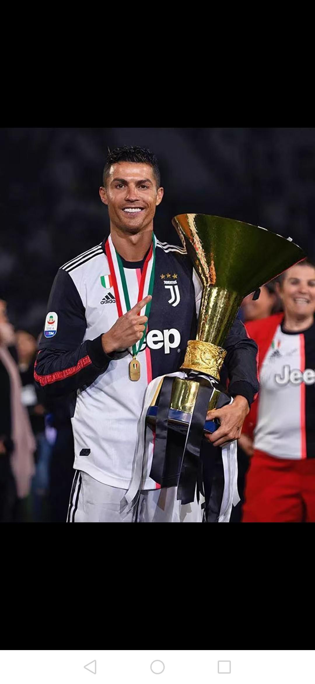 意甲新星荣膺本赛季最佳球员奖