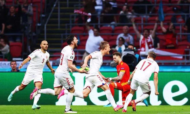 PG电子官方-掌声不断：英格兰队欧预赛艰难晋级