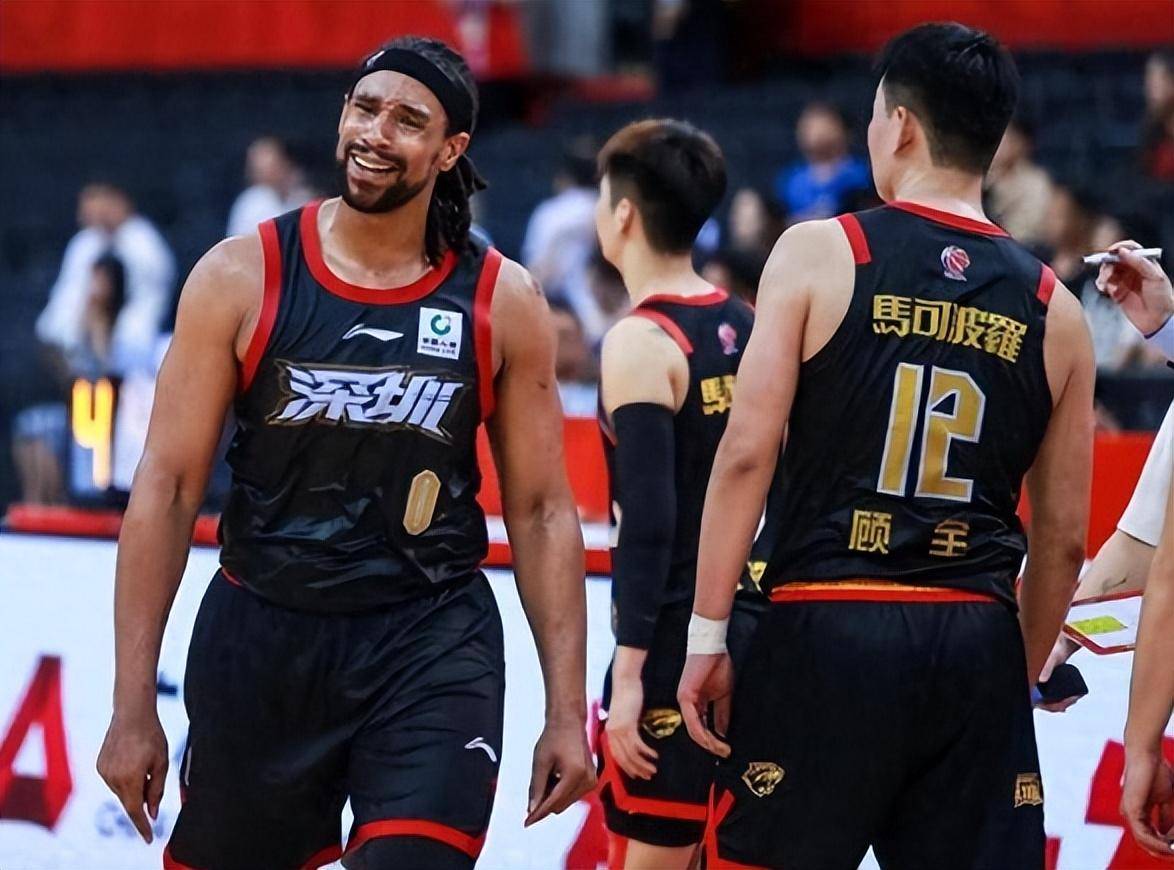 猛龙背靠背取胜！劳里为球队稳住阵脚