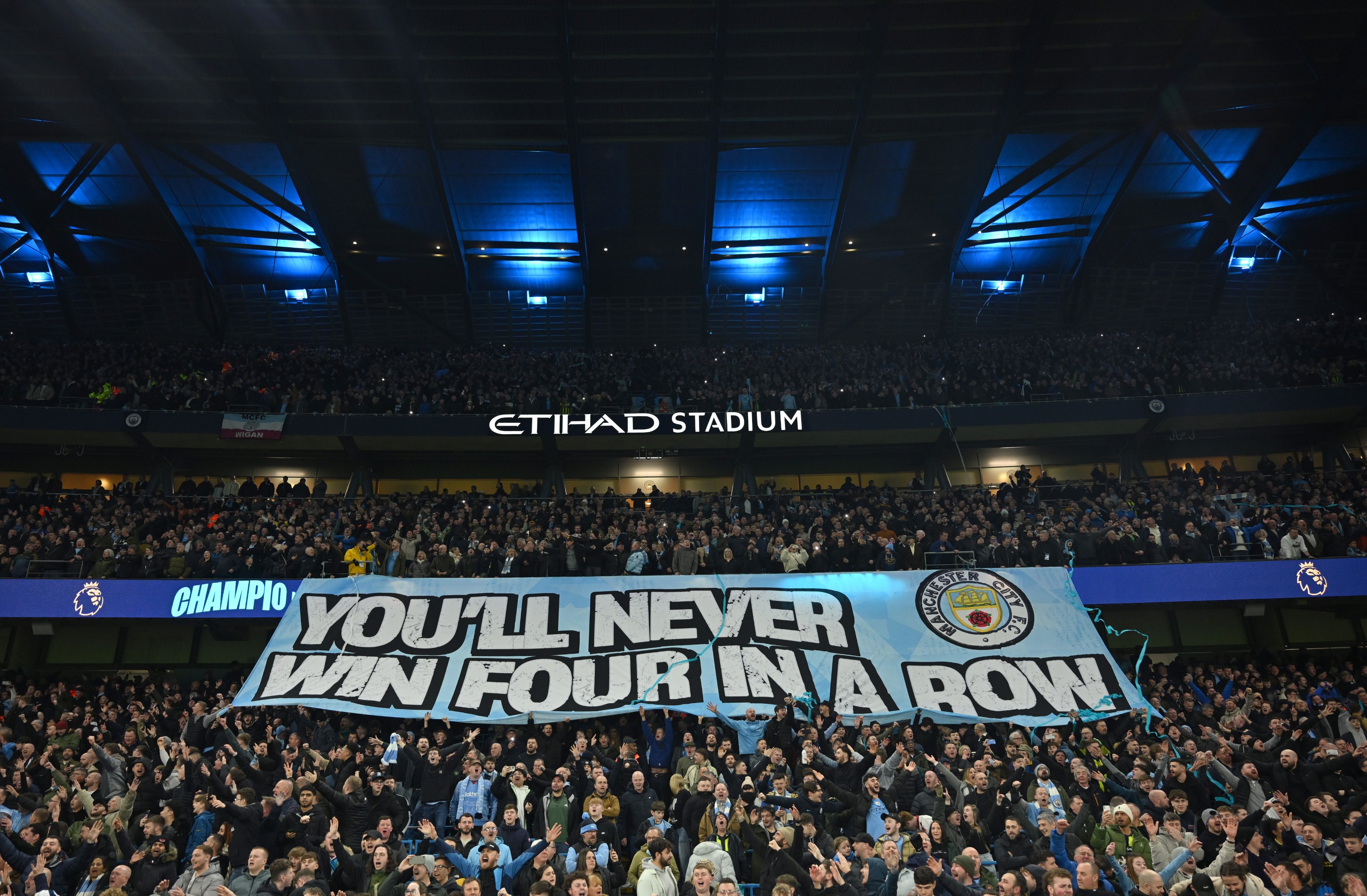 PG电子官方-绿城重回主场取胜，全面复苏振奋球迷