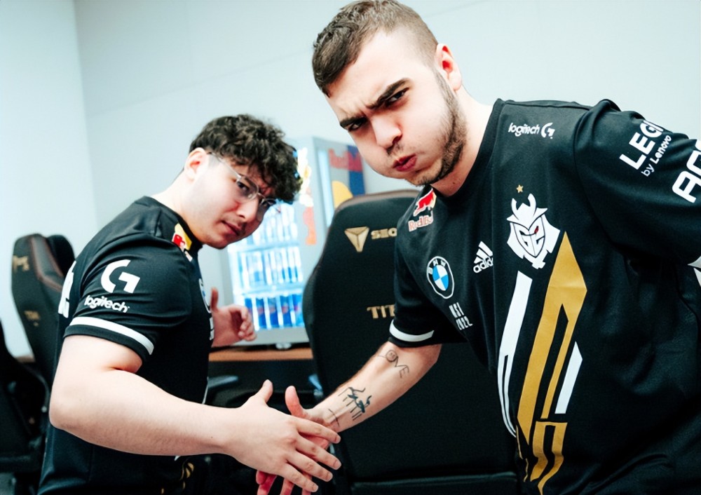 RNG横扫DFM，Lehends打出惊人五杀焦点之战成都决赛之夜，点燃全场激情