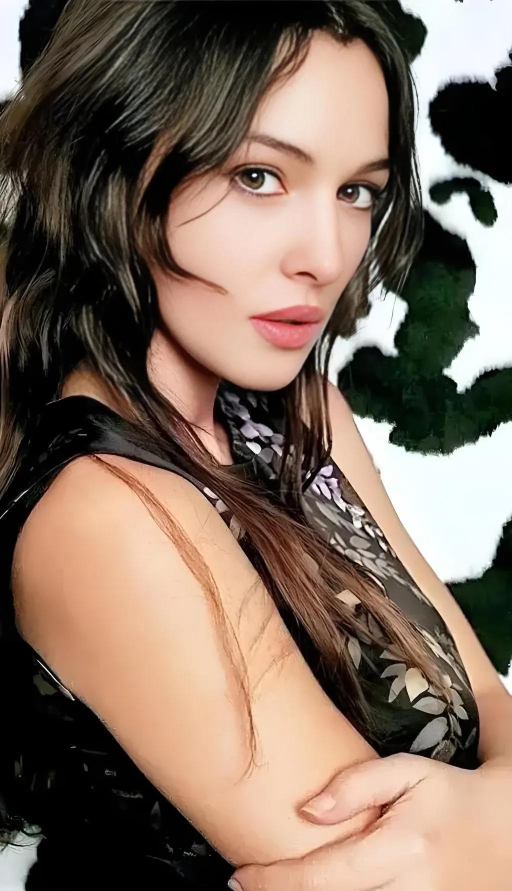 意大利女足球员磨砺成钢，敢拼敢闯