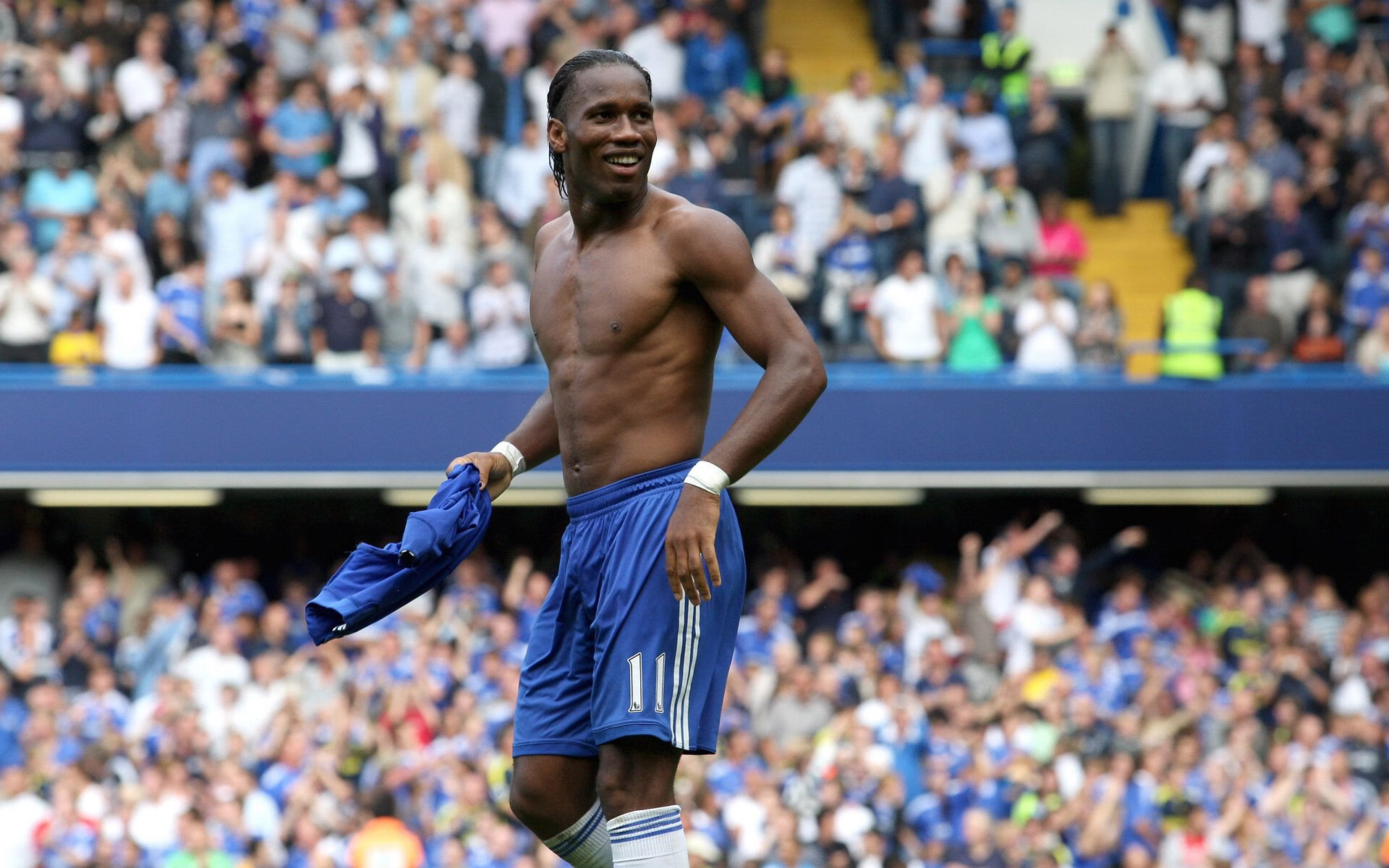 布雷默的进攻风暴，阿尔及利亚与哥斯达黎加对决中的唯一主宰