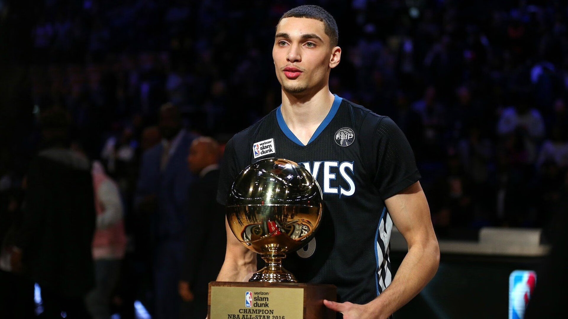 双星闪耀夜，哥斯达黎加争冠战胜奥地利，加维西决生死战主宰命运